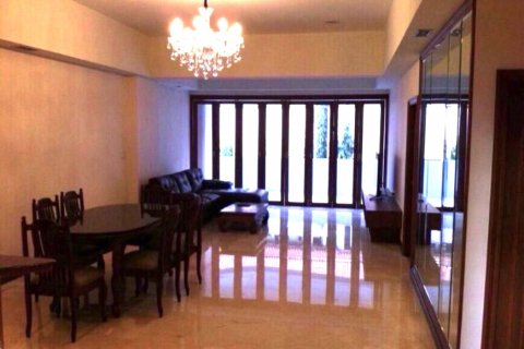 Кондоминиум с 2 спальнями в Бангкоке, Таиланд № 143030 - фото 1