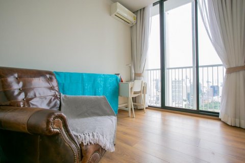 Condo in Bangkok, Thailand, 2 bedrooms  № 143024 - photo 13