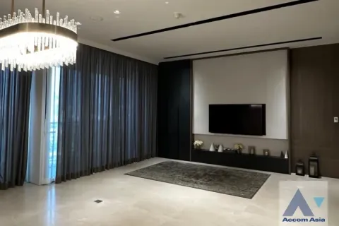 Condo in Khlong San, Bangkok, Thailand, 2 bedrooms  № 218690