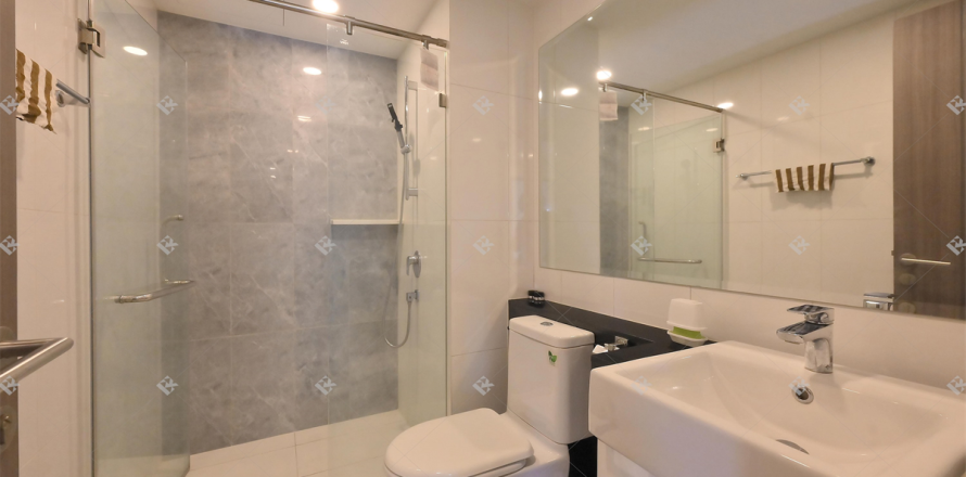 Condominio de 2 dormitorios en Bangkok, Tailandia № 209882