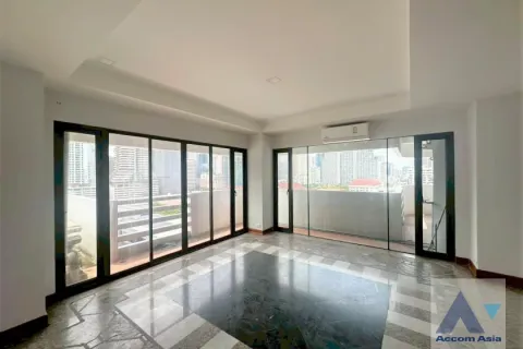 Condo in Watthana, Bangkok, Thailand, 2 bedrooms  № 214403