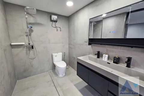 Кондоминиум с 3 спальнями в Клонг Тоэй, Бангкок, Таиланд № 214404 - фото 17