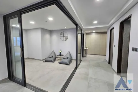 Кондоминиум с 3 спальнями в Клонг Тоэй, Бангкок, Таиланд № 214404 - фото 9