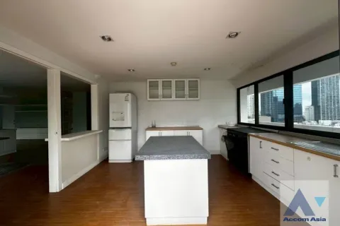 Condominio de 2 dormitorios en Watthana, Bangkok, Tailandia № 214402 - foto 10