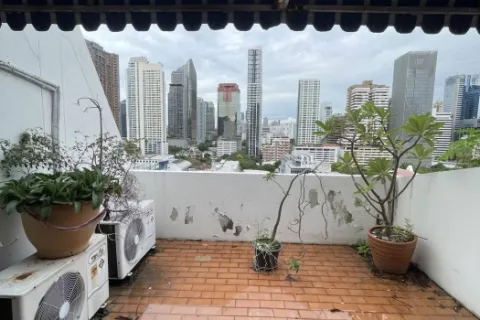 Condominio de 2 dormitorios en Watthana, Bangkok, Tailandia № 214402 - foto 23