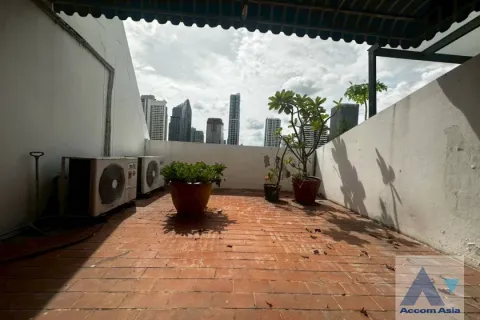 Condominio de 2 dormitorios en Watthana, Bangkok, Tailandia № 214402 - foto 2