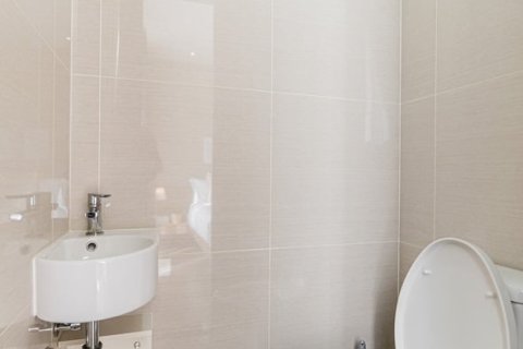 Condo in Bangkok, Thailand, 1 bedroom  № 157576 - photo 14