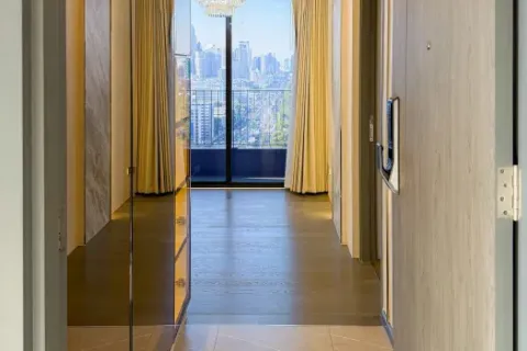 Condominio de 2 dormitorios en Khlong Toei, Bangkok, Tailandia № 214522 - foto 4