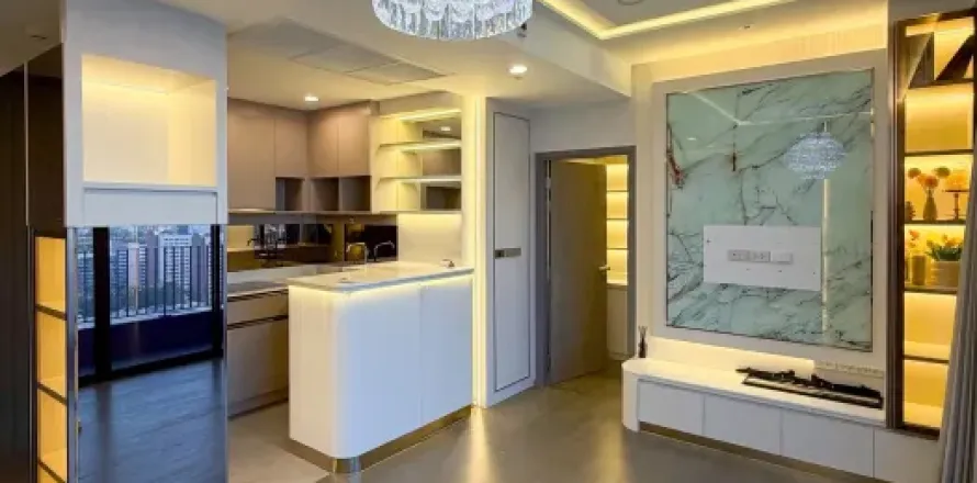 Condominio de 2 dormitorios en Khlong Toei, Bangkok, Tailandia № 214522