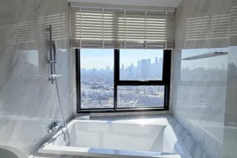 Condominio de 2 dormitorios en Khlong Toei, Bangkok, Tailandia № 214522 - foto 10