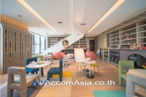 Condominio de 1 dormitorio en Khlong Toei, Bangkok, Tailandia № 214525 - foto 12