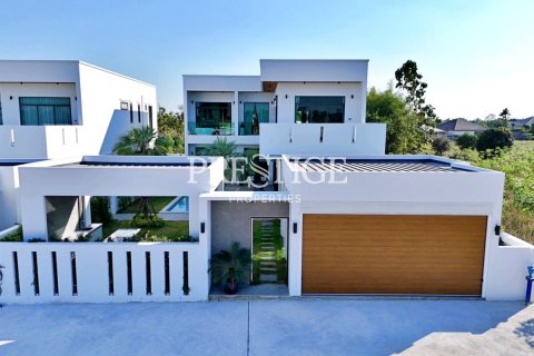 บ้านในพัทยา, ประเทศไทย 4 ห้องนอน № 198285 - รูปถ่าย 21