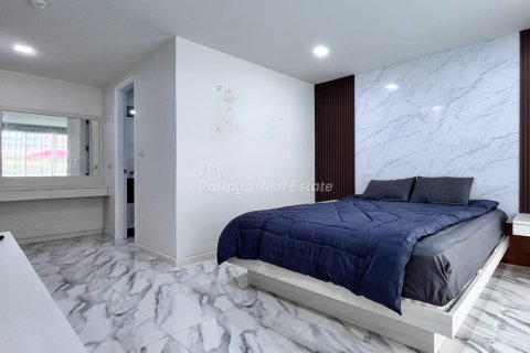 Condo in Bang Lamung, Thailand, 2 bedrooms  № 178107 - photo 16