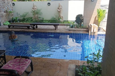 Condo in Pattaya, Thailand, 2 bedrooms  № 145955 - photo 16