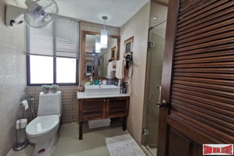 Appartement à Bangkok, Thaïlande 2 chambres № 194242 - photo 2