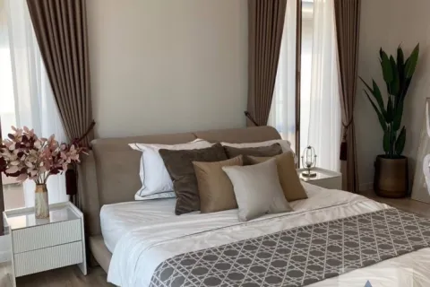 Haus in Bang Kapi, Bangkok, Thailand 4 Schlafzimmer № 215408 - Foto 4