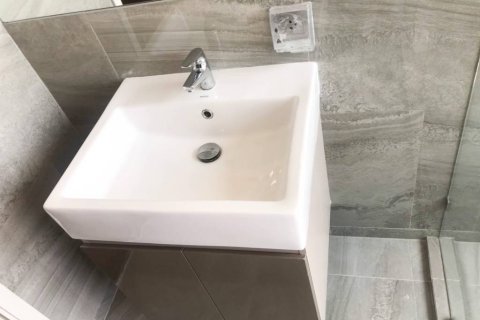 Condo in Khlong Toei, Bangkok, Thailand, 1 bedroom  № 173032 - photo 9