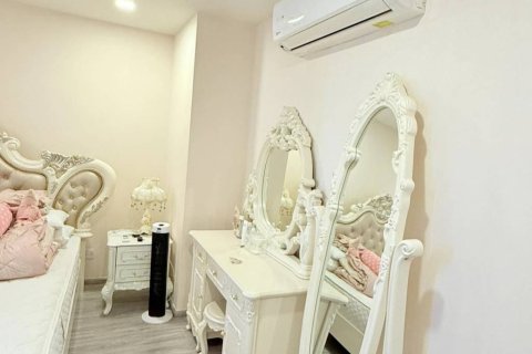 Condo à Bangkok, Thaïlande, 2 chambres  № 173038 - photo 8