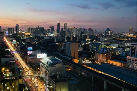 Condo à Bangkok, Thaïlande, 2 chambres  № 173033 - photo 10