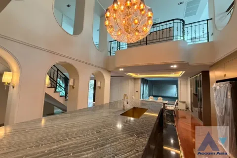 Casa de 4 dormitorios en Bang Na, Bangkok, Tailandia № 214341 - foto 4