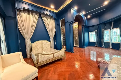 Casa de 4 dormitorios en Bang Na, Bangkok, Tailandia № 214341 - foto 15
