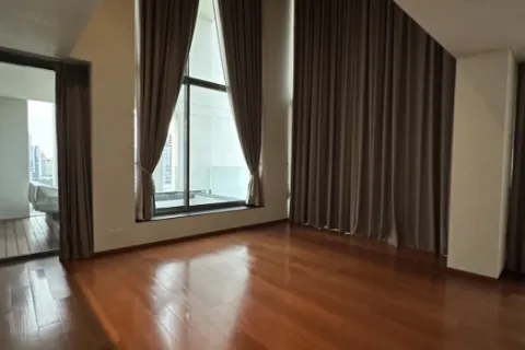 Condominio de 3 dormitorios en Sathon, Bangkok, Tailandia № 214345 - foto 11