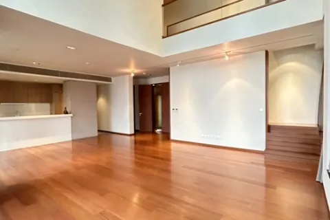 Condominio de 3 dormitorios en Sathon, Bangkok, Tailandia № 214345 - foto 2