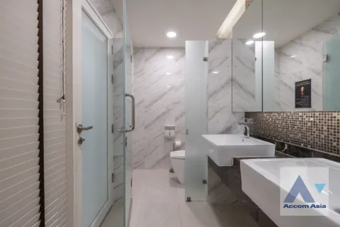 Ático de 4 dormitorios en Watthana, Bangkok, Tailandia № 214344 - foto 19