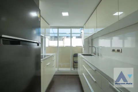 Ático de 4 dormitorios en Watthana, Bangkok, Tailandia № 214344 - foto 6