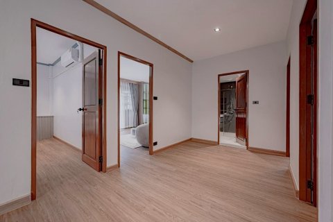 House in Phra Khanong, Bangkok, Thailand 6 bedrooms № 136010 - photo 28