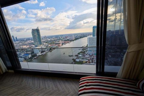 Кондоминиум с 2 спальнями в Кхлонг Сане, Бангкок, Таиланд № 136005 - фото 3