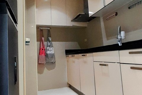 Студия в кондо в Патхум Ване, Бангкок, Таиланд № 140680 - фото 6