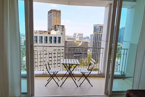 Студия в кондо в Патхум Ване, Бангкок, Таиланд № 140680 - фото 2