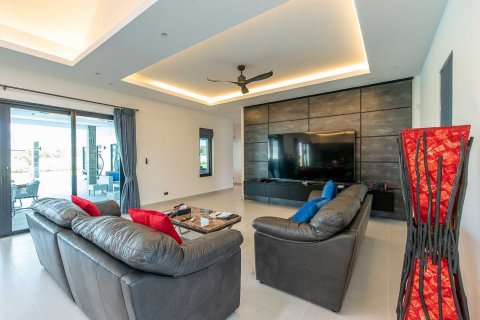 Вилла в Хуа Хине, Таиланд с 4 спальнями  № 140682 - фото 22