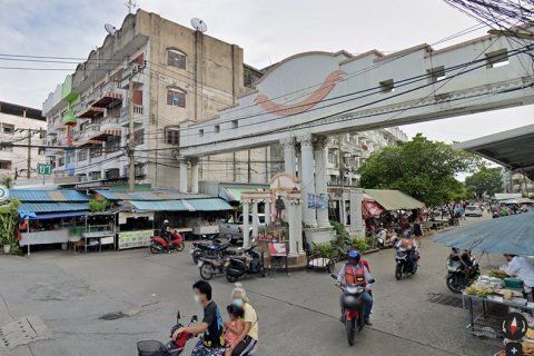 Таунхаус в Тунг Кхру, Бангкок, Таиланд с 4 спальнями  № 140683 - фото 1