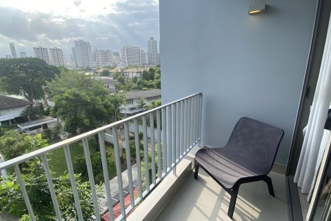 Condo à Watthana, Bangkok, Thaïlande, 2 chambres № 200781 - photo 2