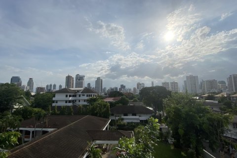 Condo à Watthana, Bangkok, Thaïlande, 2 chambres № 200781 - photo 13