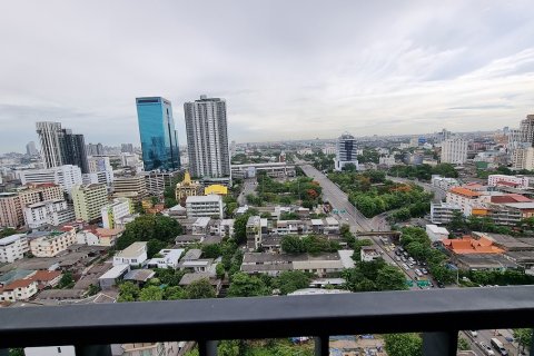 Condo in Ratchathewi, Bangkok, Thailand, 1 bedroom № 200778 - photo 3