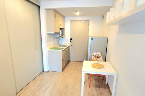 Condo in Bangkok, Thailand, 1 bedroom  № 188786 - photo 2