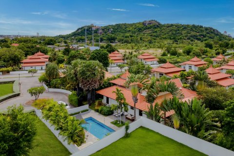 Villa à Hua Hin, Thaïlande 5 chambres № 145556 - photo 1