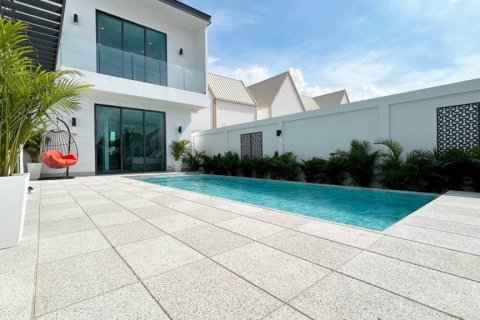 Вилла в Банг Ламунге, Таиланд с 4 спальнями  № 116308 - фото 1