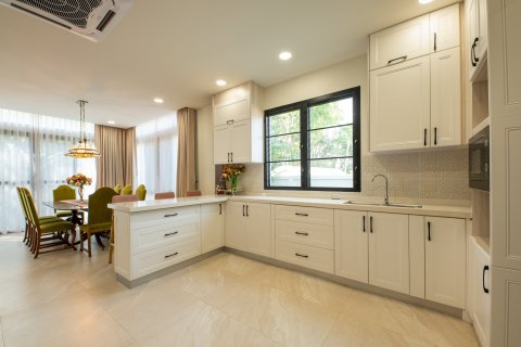 Villa in Saraphi, Thailand 4 bedrooms № 133912 - photo 5