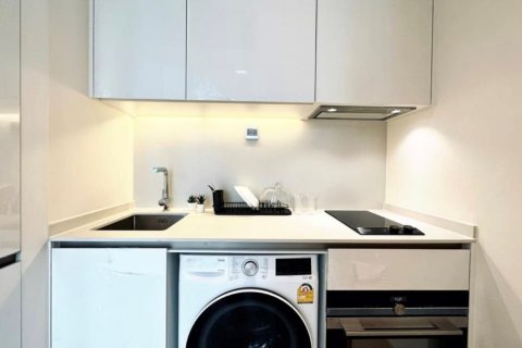 Кондоминиум с 1 спальней в Ваттхане, Бангкок, Таиланд № 133802 - фото 4