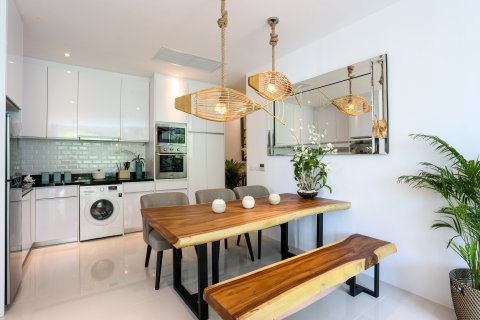 Квартира в Кату, Таиланд с 2 спальнями  № 162941 - фото 6