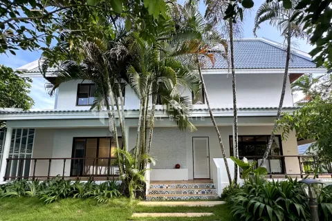 บ้านในภูเก็ต, ประเทศไทย 4 ห้องนอน № 209655 - รูปถ่าย 4