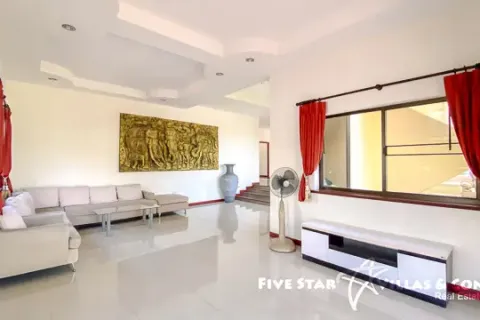 Haus in Pattaya, Thailand 8 Schlafzimmer № 223100 - Foto 7