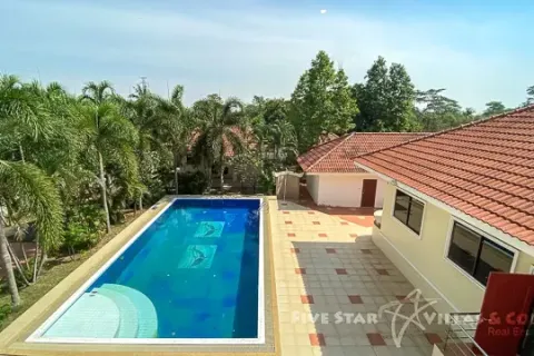 Haus in Pattaya, Thailand 8 Schlafzimmer № 223100 - Foto 15