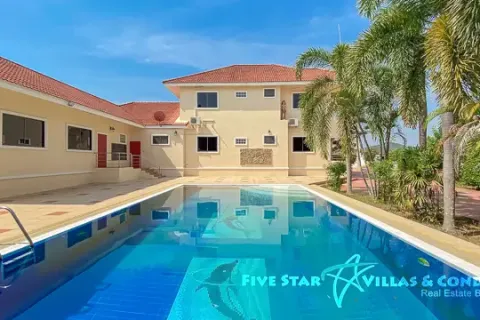 Haus in Pattaya, Thailand 8 Schlafzimmer № 223100 - Foto 4
