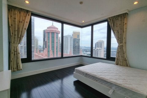 Condo à Watthana, Bangkok, Thaïlande, 3 chambres № 200788 - photo 10