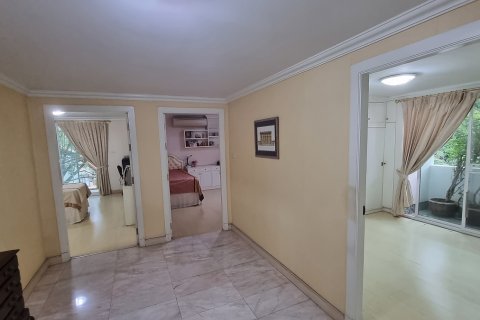 Condo à Watthana, Bangkok, Thaïlande, 3 chambres № 200791 - photo 2
